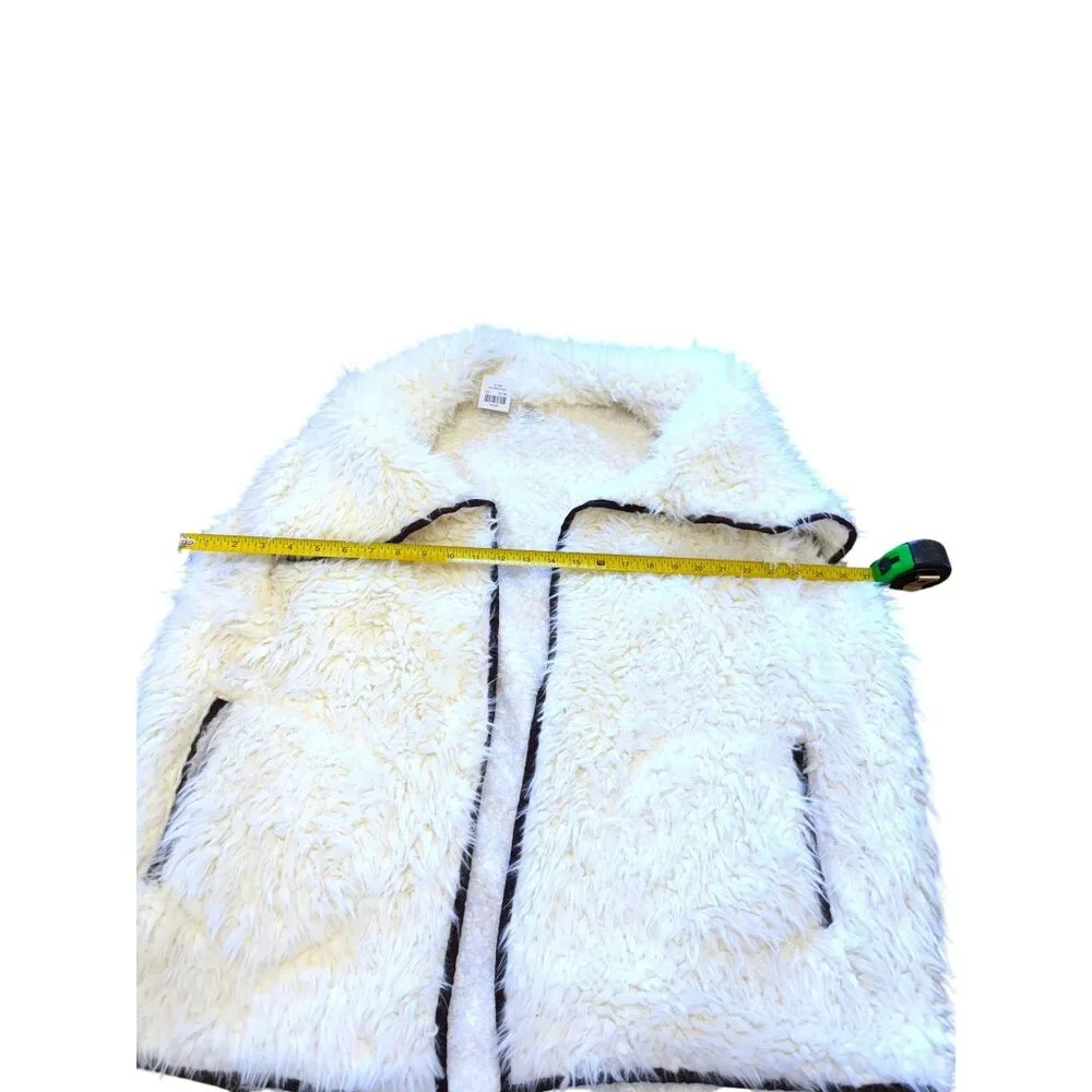 Faux Sherpa Vest With Brown Trim Comfy XXL - Picture 6 of 8
